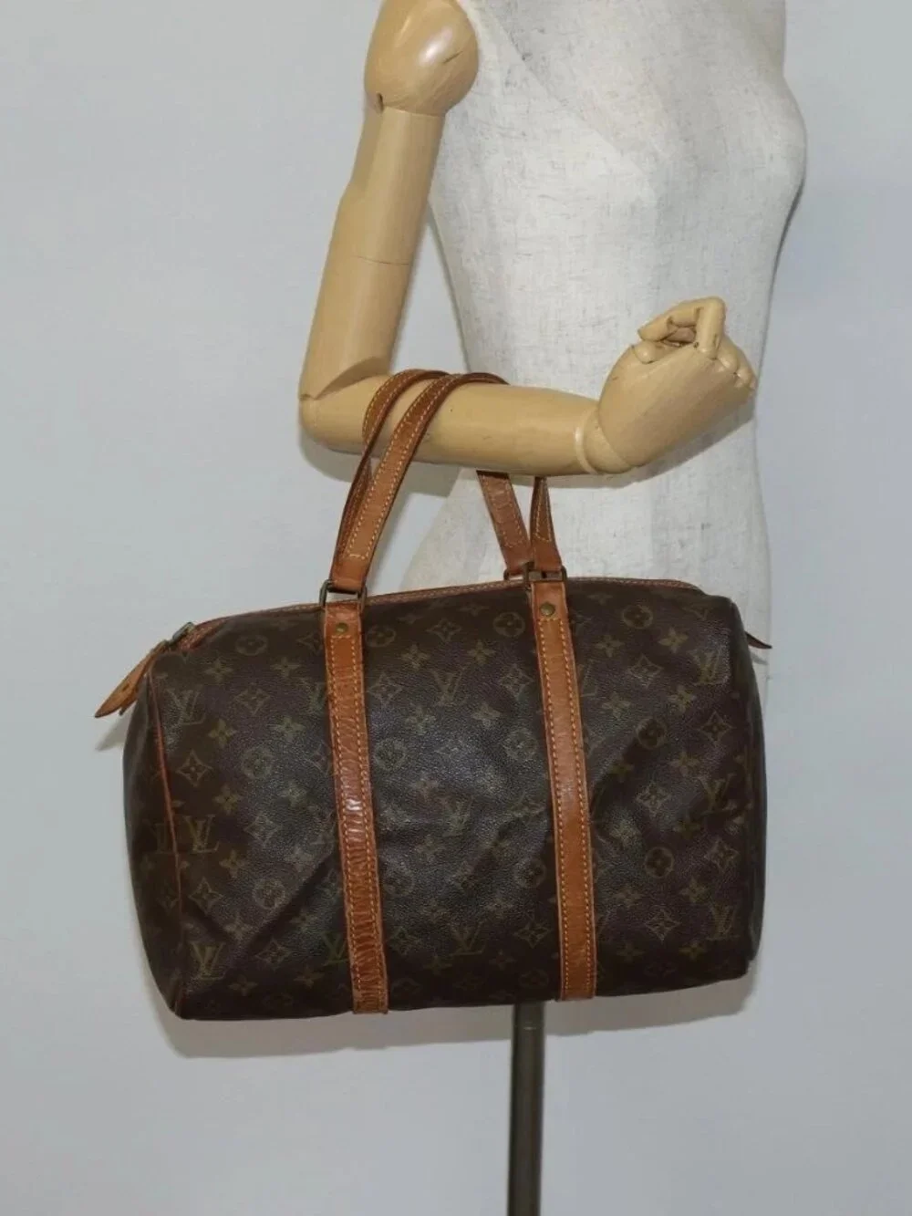 LOUIS VUITTON Monogram Sac Souple 35 Boston Bag M41626 LV Auth hk3035
